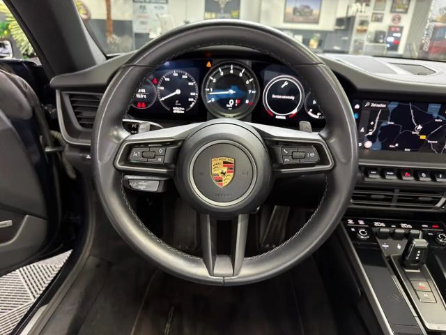 Porsche 992 Cabrio Carrera