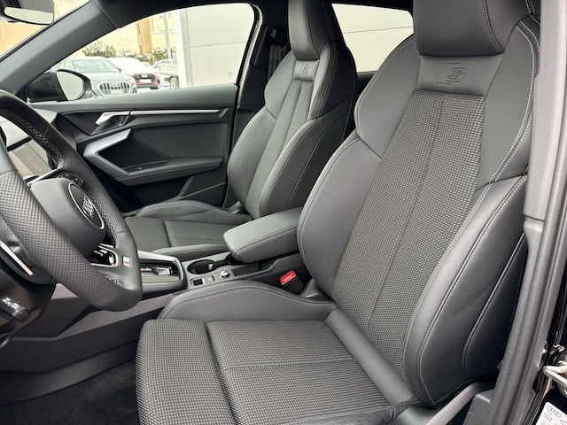 Audi A3 30 TFSI S-Line S-Tronic Sportback