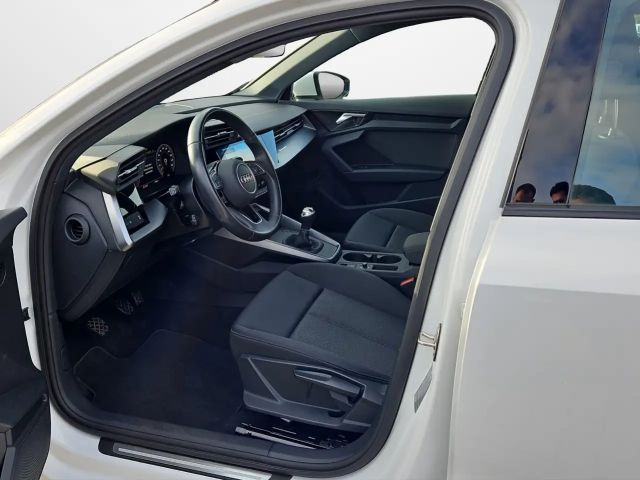 Audi A3 30 TFSI Sedan Sportback