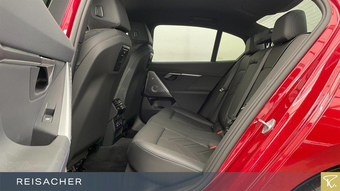 BMW i5 Sedan eDrive40