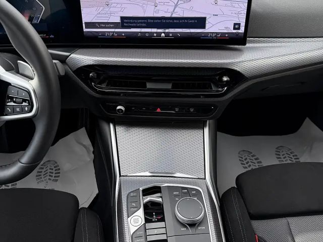 BMW 330 330i Touring xDrive