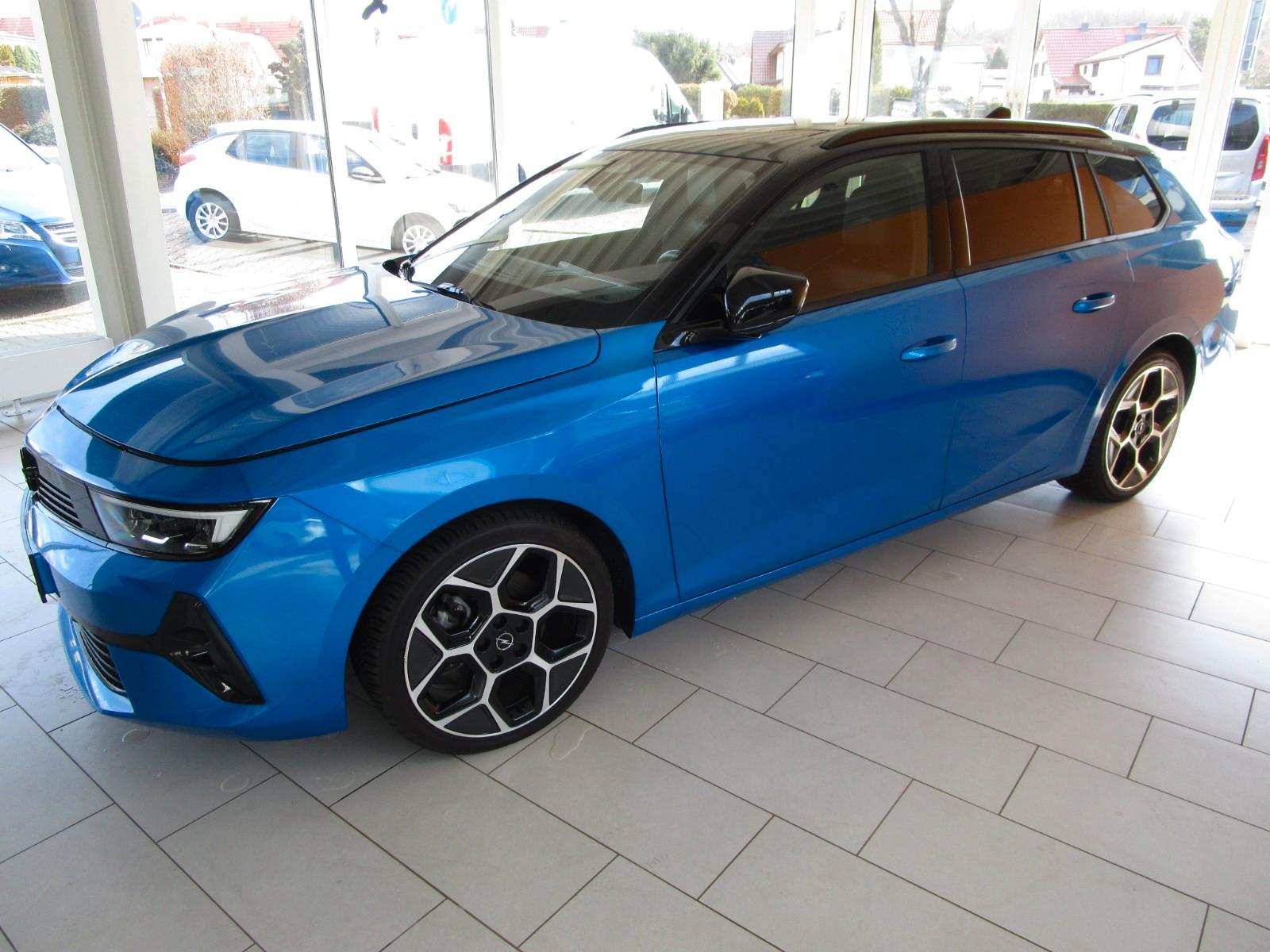 Opel Astra Sports Tourer Ultimate