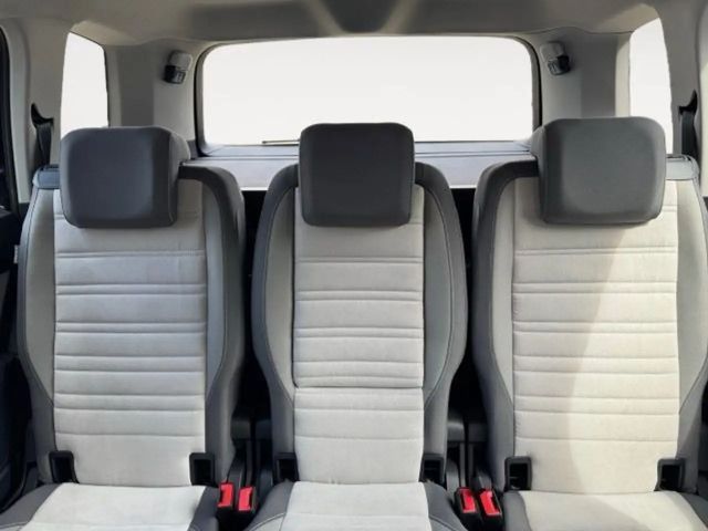 Volkswagen Touran 2.0 TDI DSG Highline