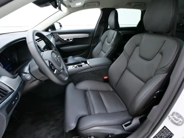 Volvo V90 AWD Dark Plus T6