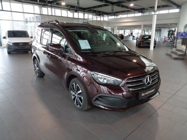 Mercedes-Benz T 180 T 180 NAVI,LED,KAMERA,SPUR,TW,NP:44.481,-EURO