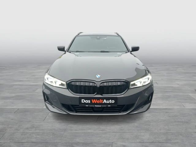 BMW 330 330d Touring xDrive