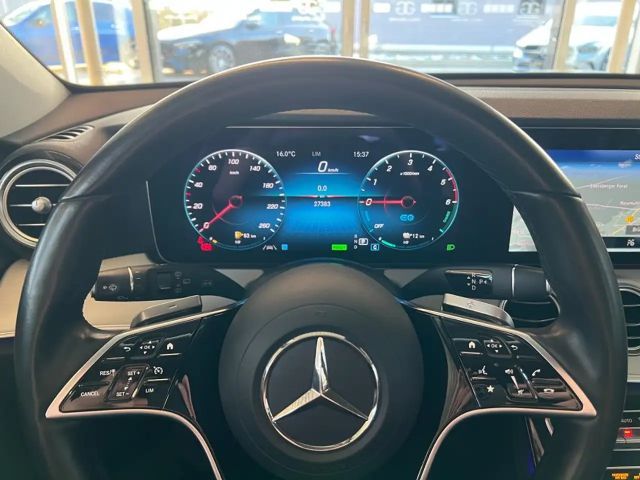 Mercedes-Benz E 300 AVANTGARDE E 300 de Estate