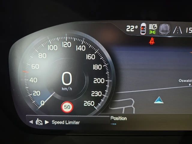 Volvo XC40 Core Momentum