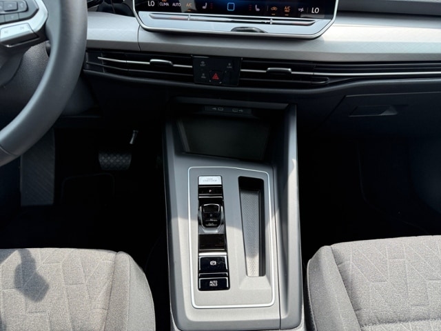 Volkswagen Golf 1.5 eTSI DSG