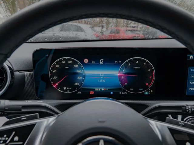 Mercedes-Benz A 200 Progressive