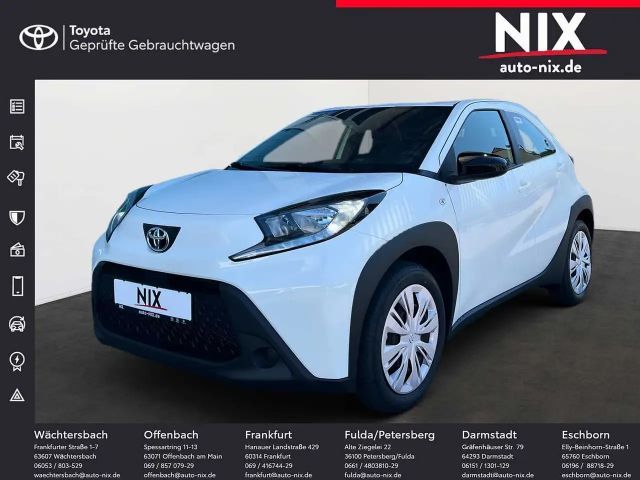 Toyota Aygo X 1.0 VVT-i Hatchback Play VVT-i