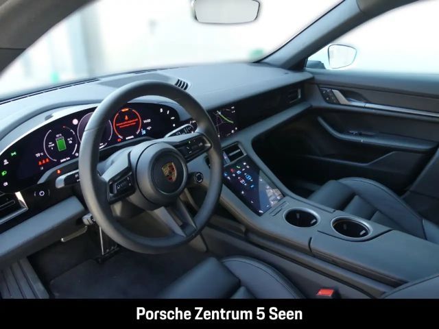 Porsche Taycan 4 Cross Turismo