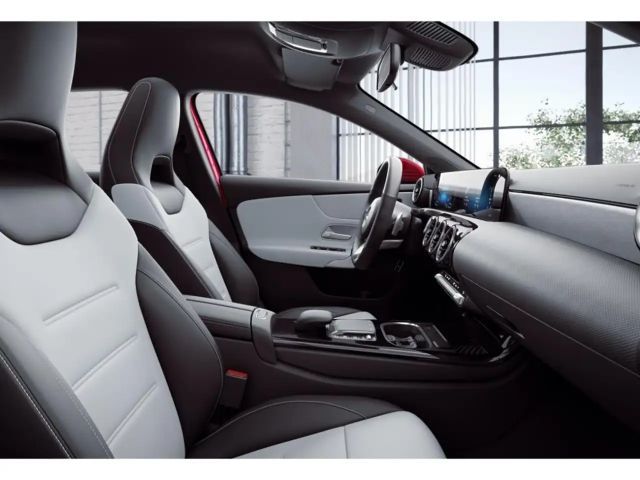 Mercedes-Benz A 250 A 250 e