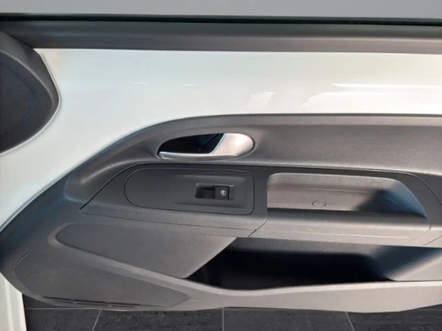 Volkswagen up! Move Move up!