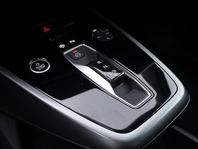 Audi Q4 e-tron SUV 45 e-tron Audi Q4 e-tron