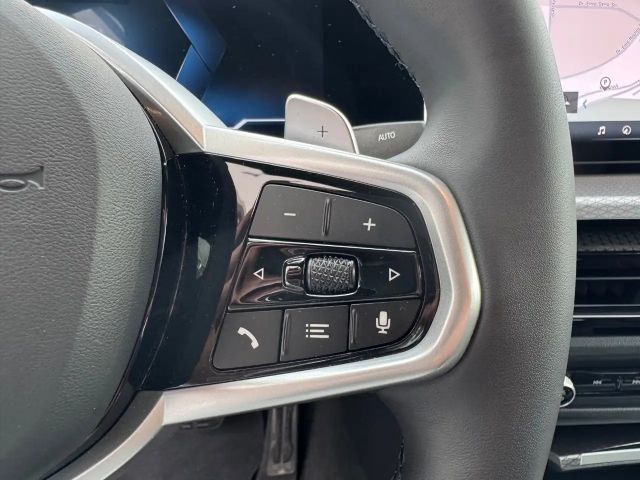 BMW 318 318i M-Sport Sedan