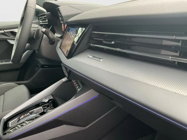 Audi A3 35 TFSI Business Sedan