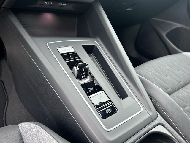 Volkswagen Golf 1.5 eTSI