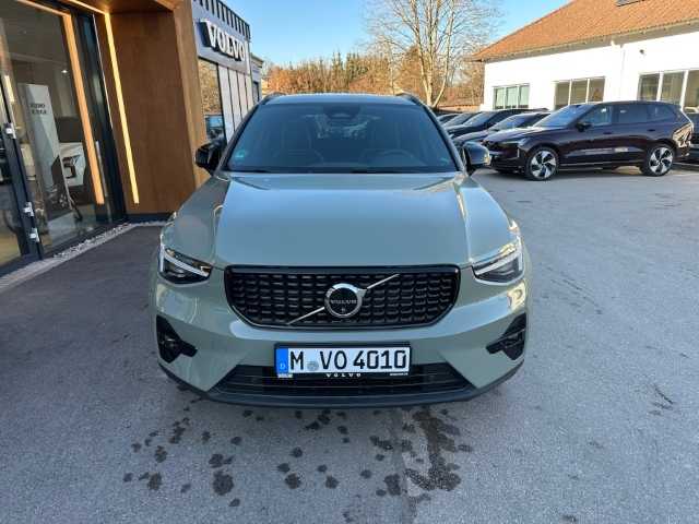 Volvo XC40 Dark Plus