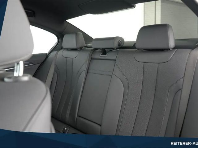 BMW 530 530e M-Sport Sedan xDrive