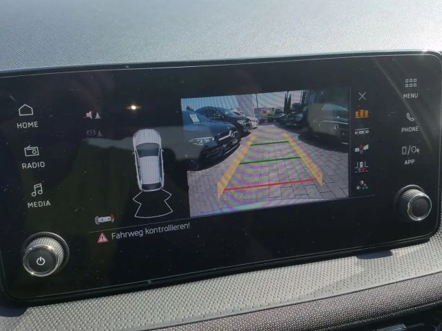 Skoda Fabia 1,0 MPI 59 kW130 Jahre Kamera, Alufelgen, Sitzh...