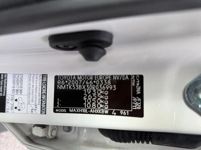 Toyota C-HR Hybride Team D