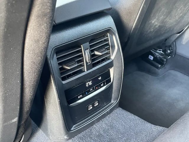 BMW 330 330i M-Sport xDrive