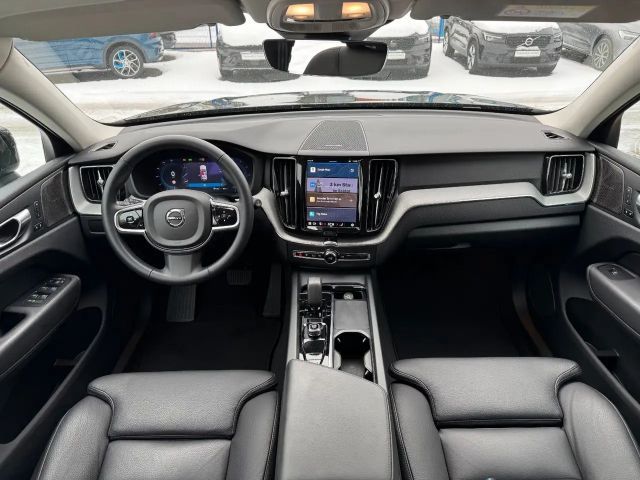 Volvo XC60 Dark Plus