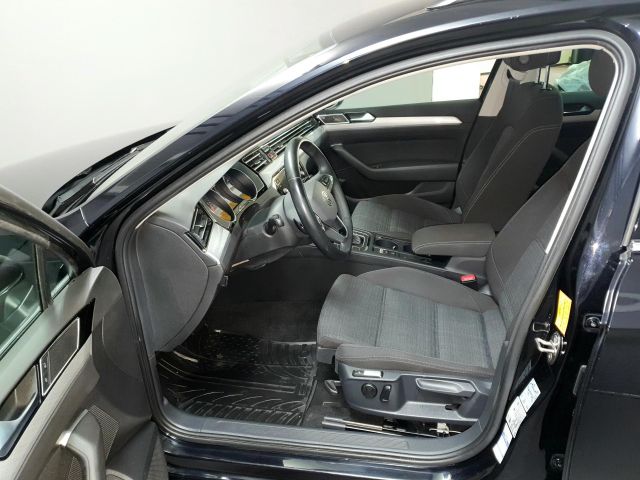 Volkswagen Passat 2.0 TDI Business DSG Variant