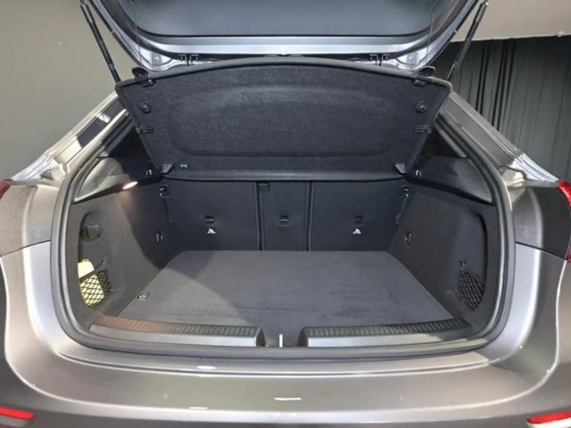 Mercedes-Benz A 200 A 200 d