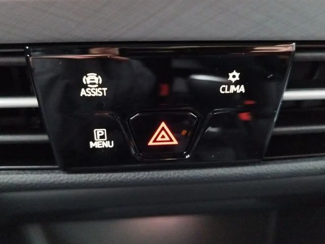 Volkswagen Golf Rabbit TSI