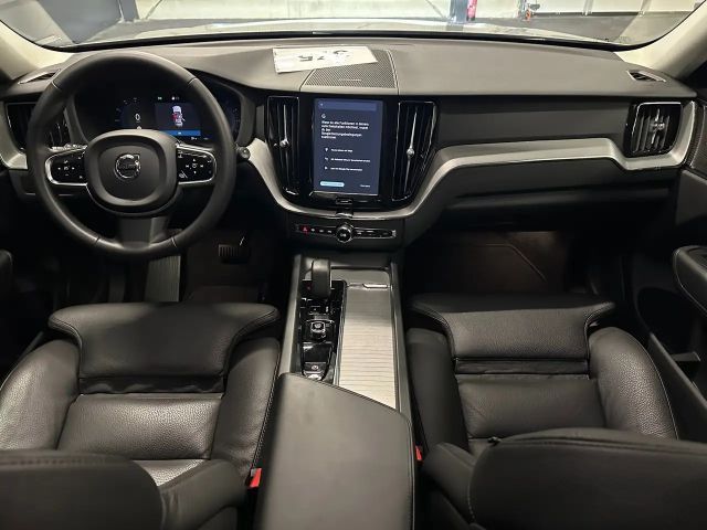 Volvo XC60 AWD Business Dark Plus