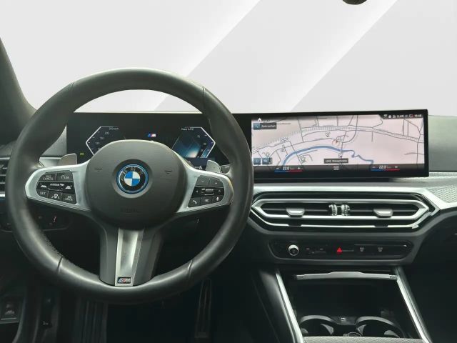BMW 330 330e M-Sport Touring