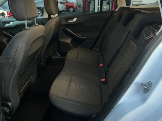 Ford Focus Active Wagon