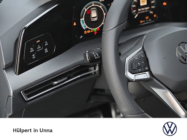 Volkswagen Golf DSG R-Line