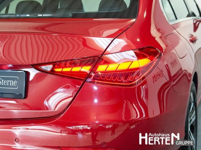 Mercedes-Benz C 180 AVANTGARDE Sedan