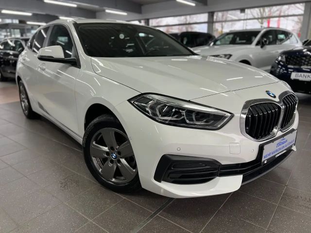 BMW 116 116d Advantage pakket Sedan