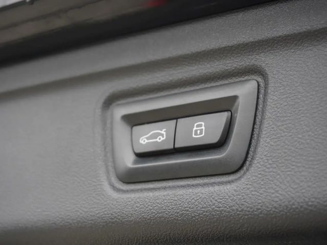 BMW 330 330d M-Sport Touring xDrive