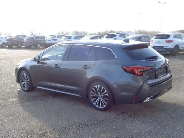 Toyota Corolla Active Hybride Touring