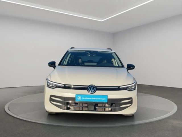 Volkswagen Golf 1.5 eTSI Golf VIII Variant