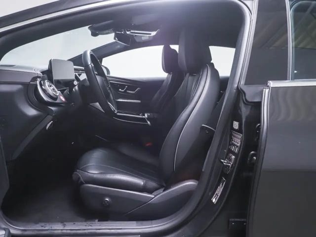 Mercedes-Benz EQE 300 Sedan