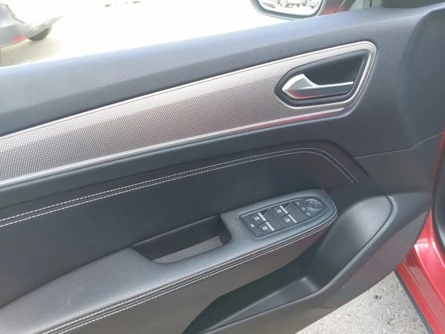 Renault Arkana E-Tech Hybrid Intens