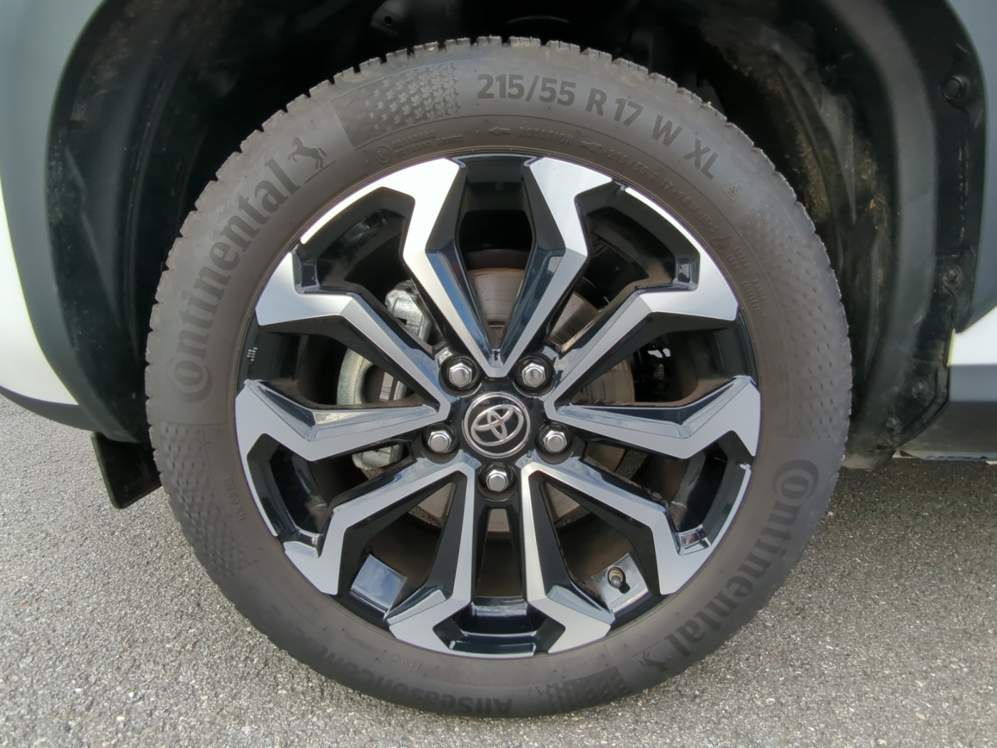 Toyota Yaris Cross 4x2 5-deurs Plus