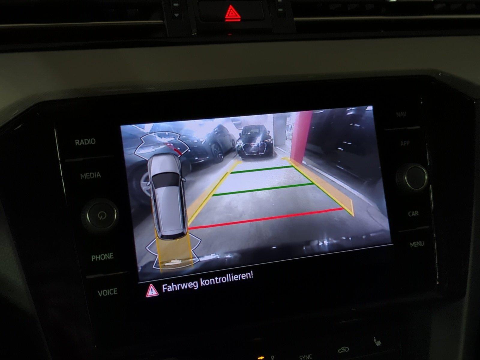 Volkswagen Passat 2.0 TDI Business DSG Variant