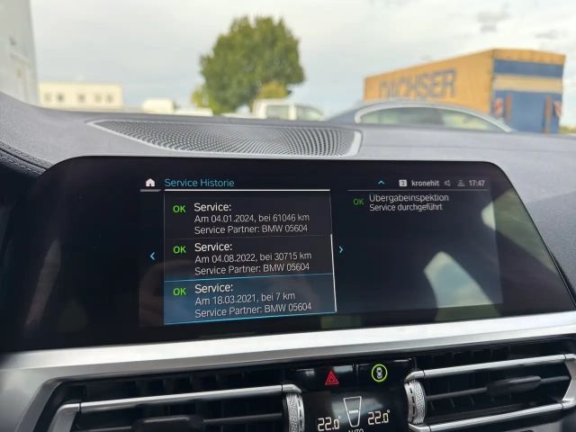 BMW 330 330e Luxury Line Sedan