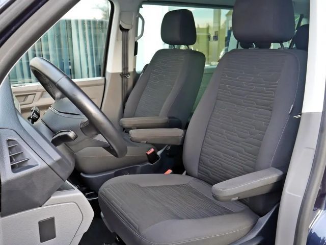 Volkswagen Caravelle 2.0 TDI Comfortline T6