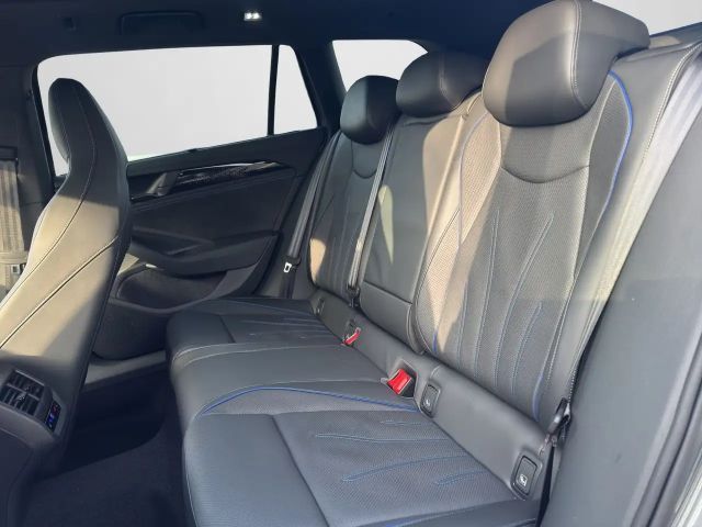 Volkswagen Passat 4Motion R-Line