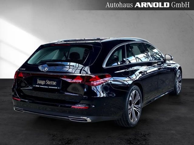 Mercedes-Benz E 200 AVANTGARDE Estate