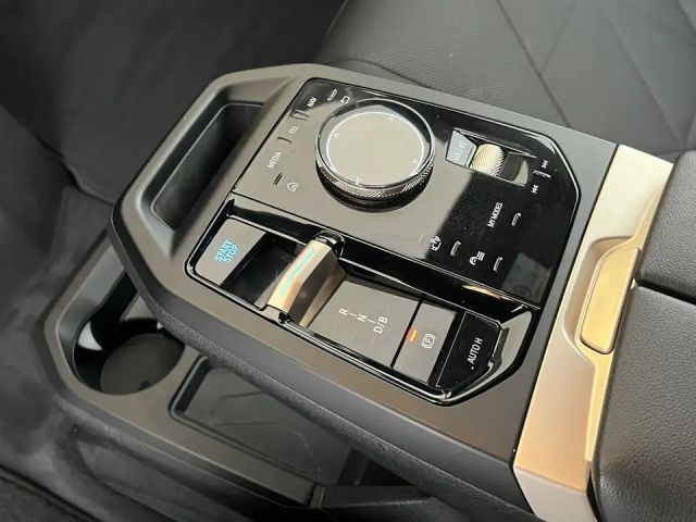 BMW iX xDrive40