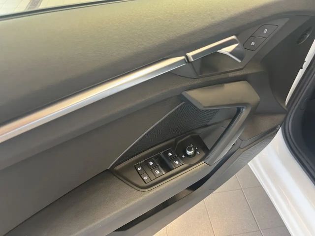 Audi A3 40 TFSI Hybride Sedan